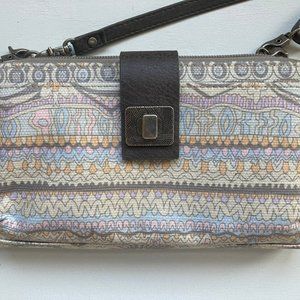 Sakroots Large Smartphone Crossbody Bag / Wristlet with Grey Peace Sign print